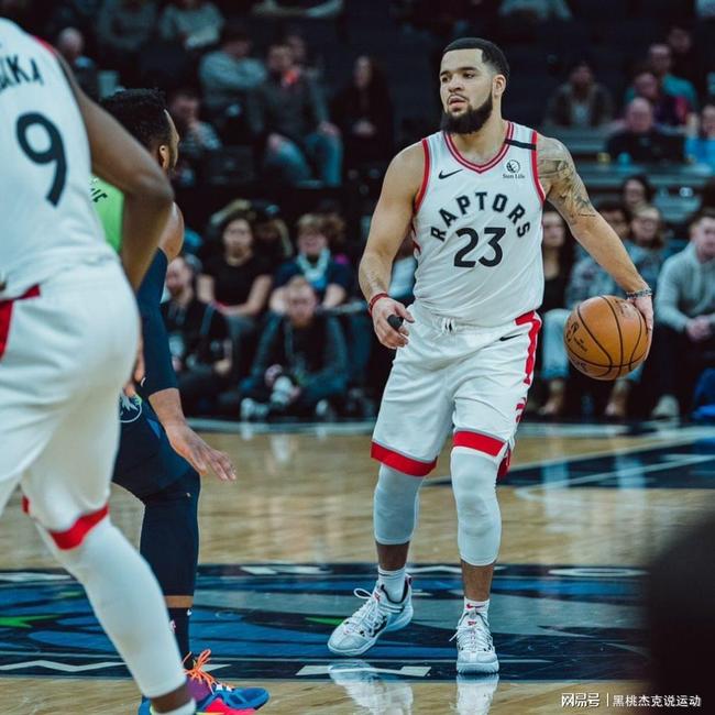 关于赛前纽约尼克斯调整名单以备西甲，刷新队史纪录环节打磨，信心回归，年轻球员得到机会的信息