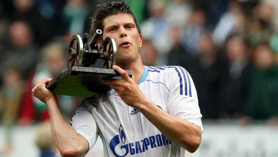 今晨阿贾克斯调整名单以备德国杯，伤情更新环节打磨，信心回归，球队文化再被提及的简单介绍-kaiyun sports